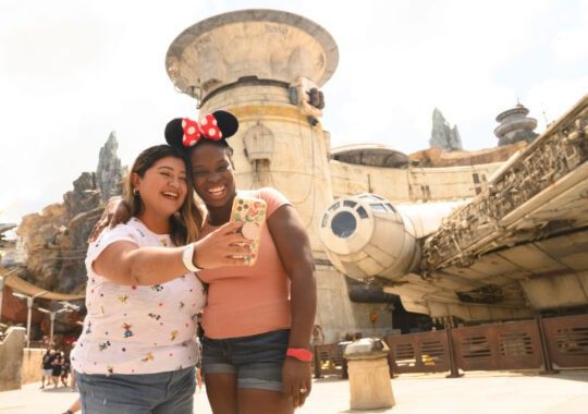 5 Tips for Women on what to Wear to Disney World this Summer